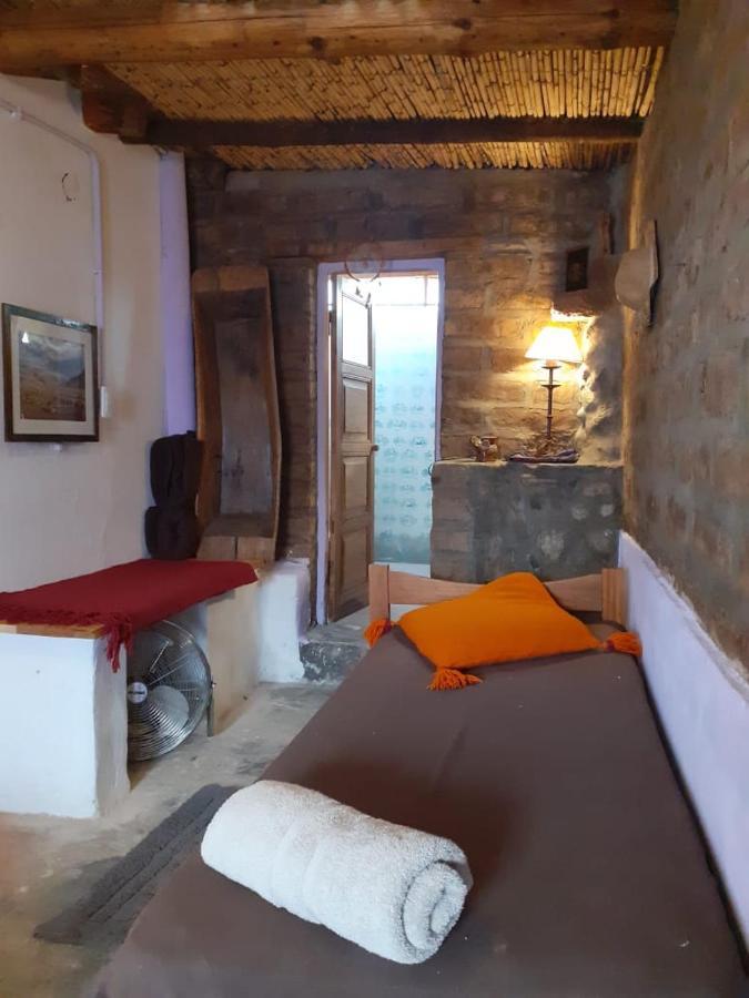 הוסטל Cachí La Casa De Vero מראה חיצוני תמונה